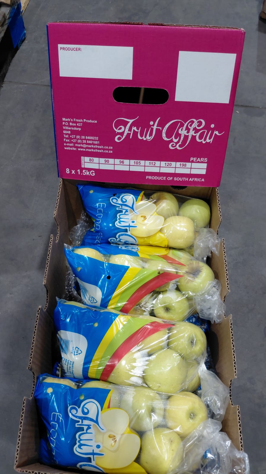 Golden delicious apples